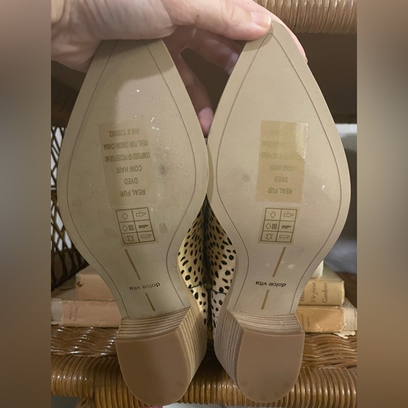 NWOB Dolce Vita Sonni Dyed Calf Hair Ankle Booties Spotted Size 8.5 - Picture 5 of 7